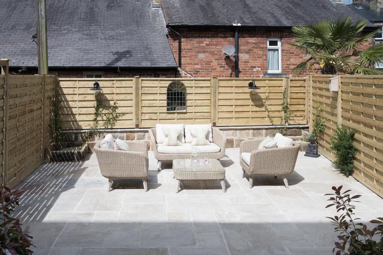 Townhouse By Harrogate Serviced Apartments 外观 照片