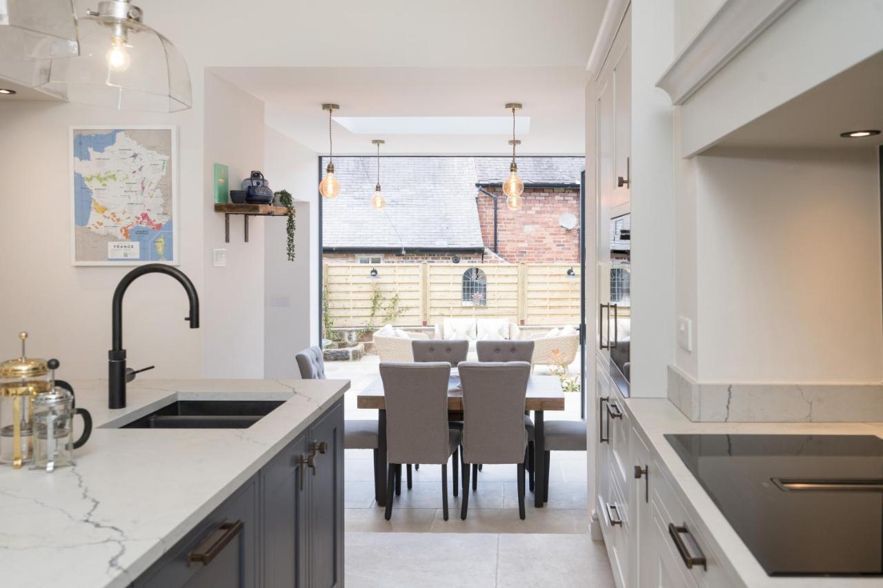 Townhouse By Harrogate Serviced Apartments 外观 照片